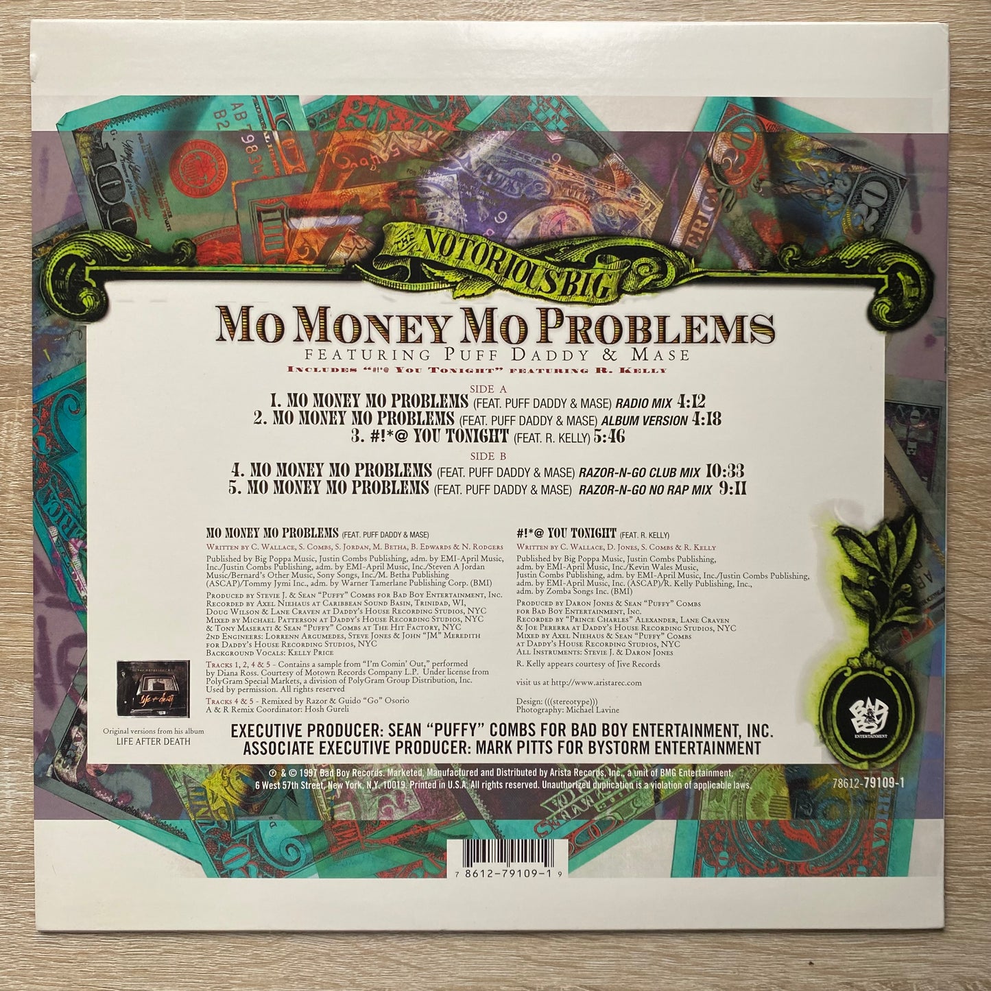 OG US - The Notorious B.I.G.* Featuring Puff Daddy & Mase - Mo Money Mo Problems (12", Single)