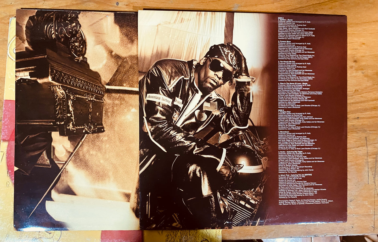 OG EU - R. Kelly - Chocolate Factory (2xLP, Album) CL